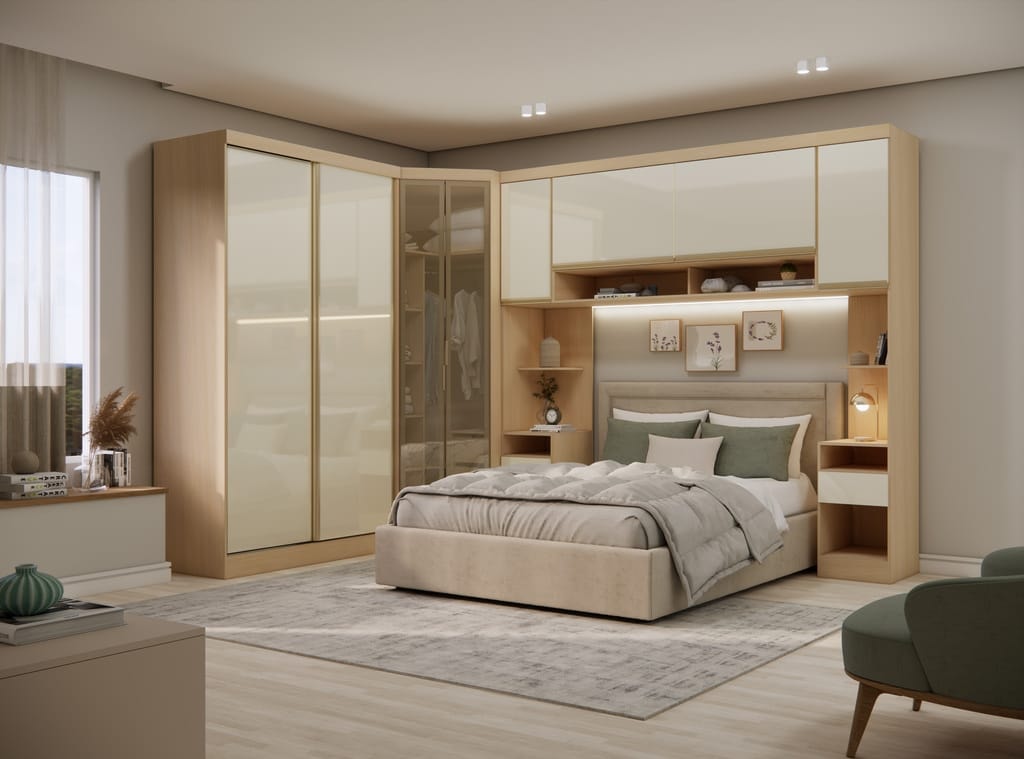 Quarto de casal moderno com móveis modulados de canto em formato de L. O conjunto apresenta caixaria em madeira clara e portas fechadas em tom off white. Destaque para a cama centralizada sob um armário aéreo com nichos abertos iluminados por LED e mesas de cabeceira integradas.