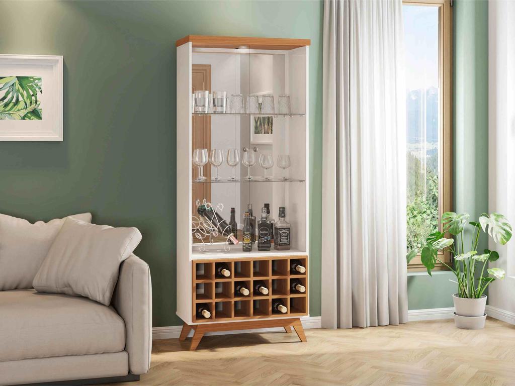 Cristaleira Adega Off White com LED e Espelho Cristaleira Adega em ambiente decorado, cor off-white com madeira, portas de vidro superiores e nichos para vinho na parte inferior.